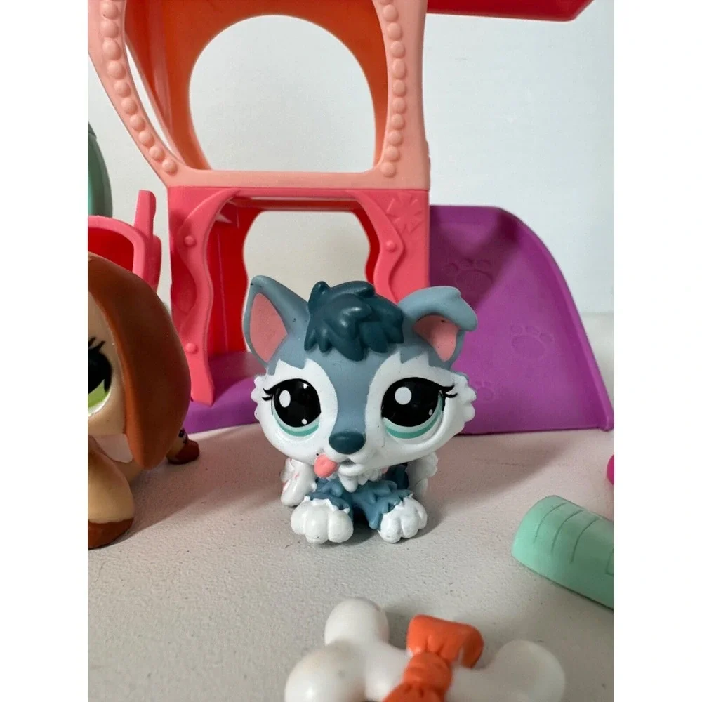 Littlest Pet Shop LPS Playful Puppy House Dachshund 2035 Husky 2036 Complete Set